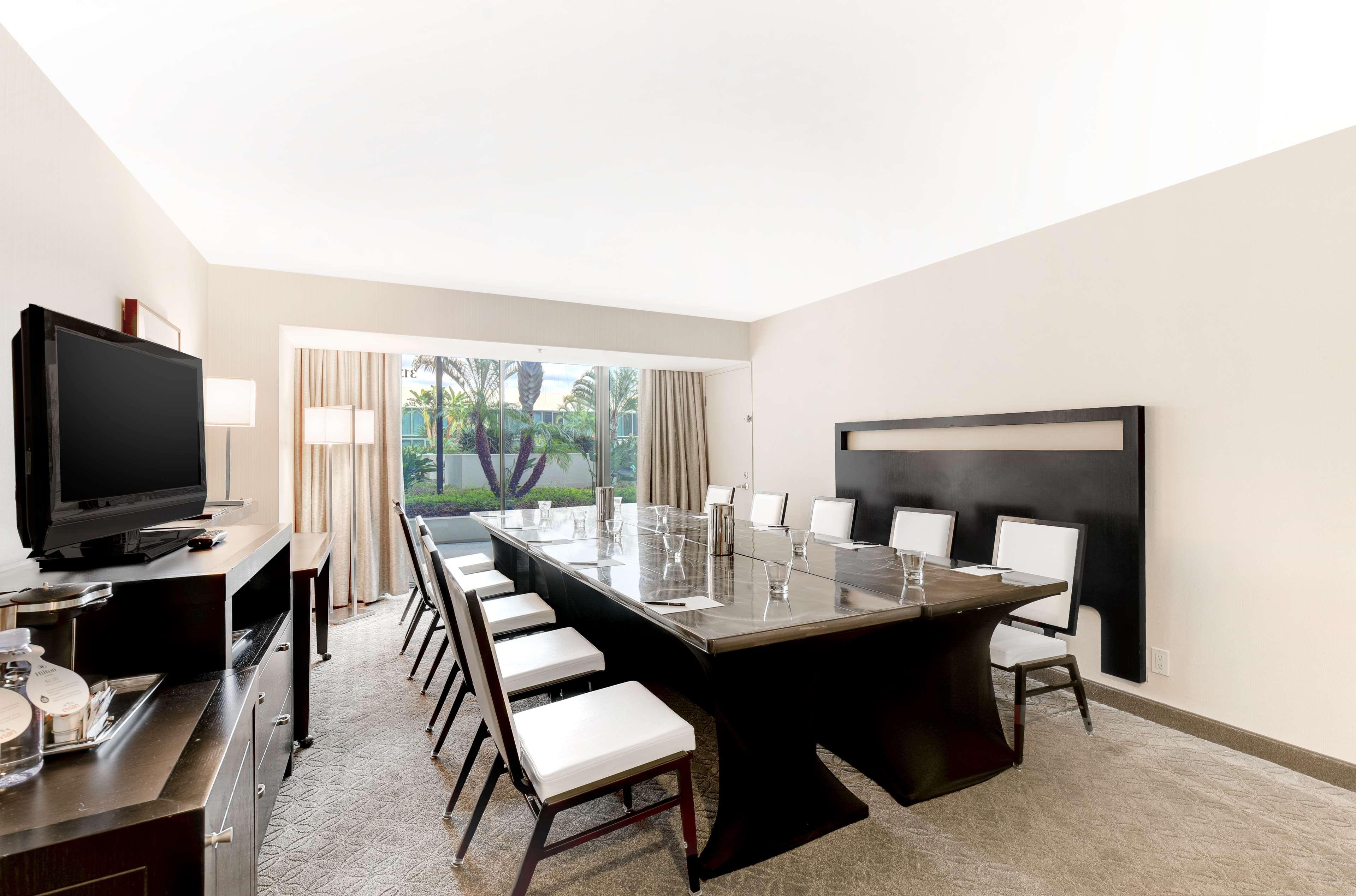 Hilton 3*