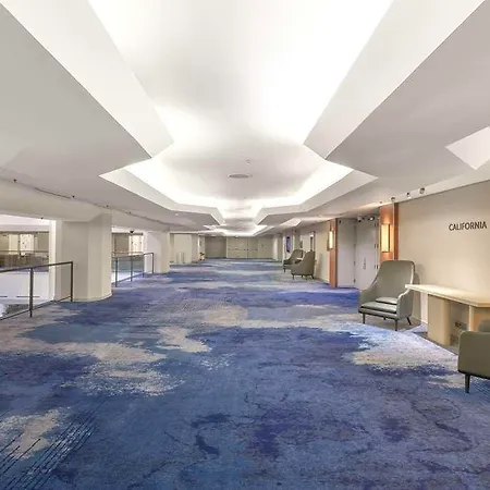 Hilton Anaheim 
