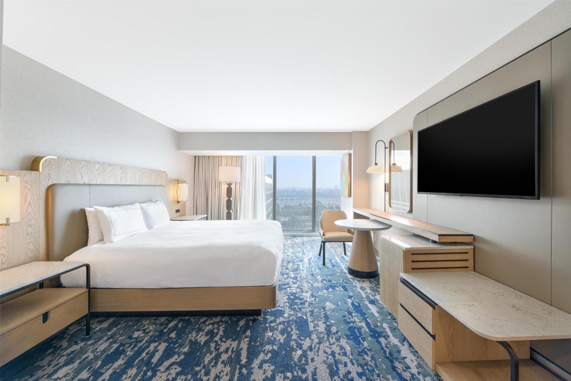 Hilton 3* Anaheim